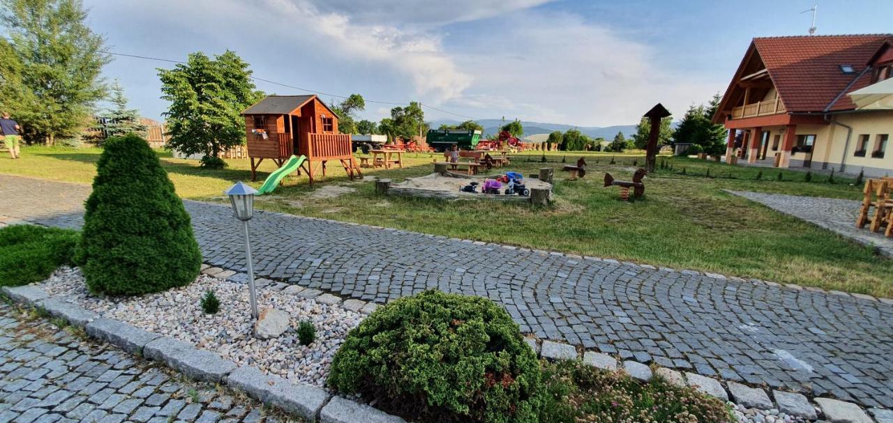 Hotel Farma Vysoka Chrastava Extérieur photo